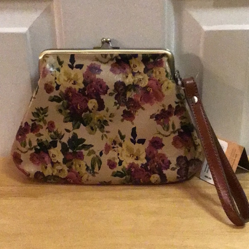 Patricia Nash Wristlet